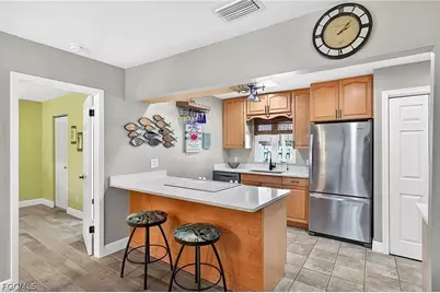 4257 Island Cir #3, Fort Myers, FL 33919 - Photo 3