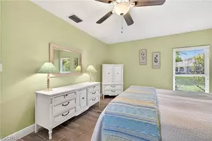 4257 Island Cir, Fort Myers, FL 33919 - Photo 11