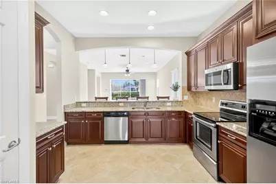 11107 Laughton Cir, Fort Myers, FL 33913 - Photo 7