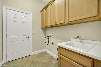 11107 Laughton Cir, Fort Myers, FL 33913 - Photo 25