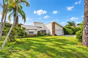 2265 Crystal Dr, Fort Myers, FL 33907 - Photo 1