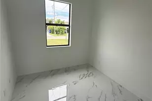 2905 Curtis Ave S, Lehigh Acres, FL 33976 - Photo 9
