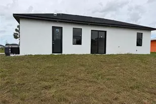 2905 Curtis Ave S, Lehigh Acres, FL 33976 - Photo 5