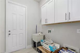 3605 SW 17th Pl, Cape Coral, FL 33914 - Photo 19