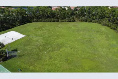 2571 Laurentina Ln, Cape Coral, FL 33909 - Photo 27