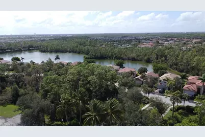2571 Laurentina Ln, Cape Coral, FL 33909 - Photo 29