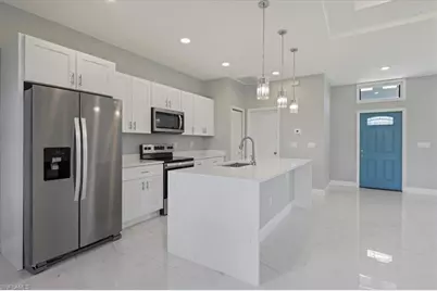 2700 25th St SW, Lehigh Acres, FL 33976 - Photo 9