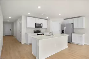 3030 SW 15th Pl, Cape Coral, FL 33914 - Photo 5
