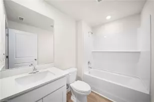 3030 SW 15th Pl, Cape Coral, FL 33914 - Photo 23