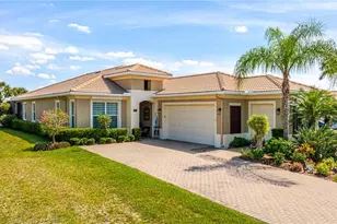 10531 Carena Cir, Fort Myers, FL 33913 - Photo 3