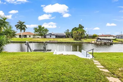 216 SE 30th Ter, Cape Coral, FL 33904 - Photo 29