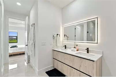 1310 NE 6th Ave, Cape Coral, FL 33909 - Photo 19