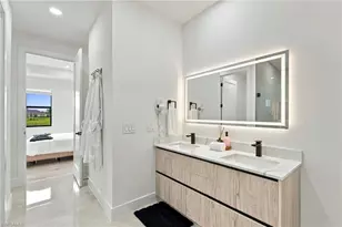 1310 NE 6th Ave, Cape Coral, FL 33909 - Photo 19