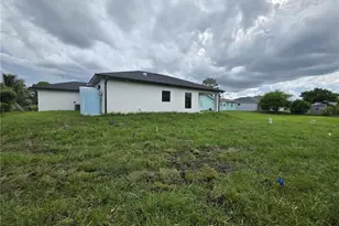 3810 5th St SW, Lehigh Acres, FL 33976 - Photo 9