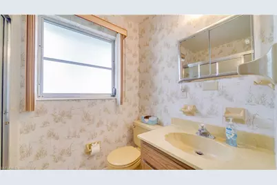 401 Parkside St, Lehigh Acres, FL 33936 - Photo 17