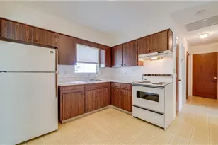 401 Parkside St, Lehigh Acres, FL 33936 - Photo 7