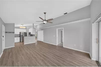 925 SW 47th Ter #201, Cape Coral, FL 33914 - Photo 7
