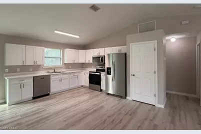 1252 County St E, Lehigh Acres, FL 33974 - Photo 3