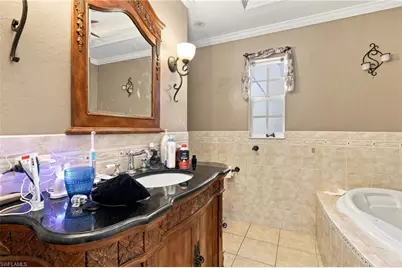 5305 Malaluka Ct, Cape Coral, FL 33904 - Photo 17
