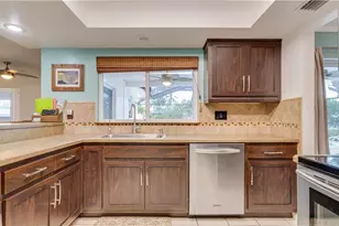 1709 SE 44th St, Cape Coral, FL 33904 - Photo 15