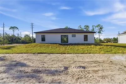 107 E 15th St, Lehigh Acres, FL 33972 - Photo 29