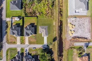 4700 Dora Ave S, Lehigh Acres, FL 33974 - Photo 51