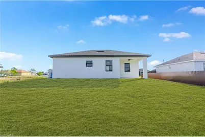 4700 Dora Ave S, Lehigh Acres, FL 33974 - Photo 43