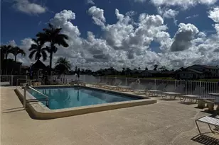4417 Country Club Blvd, Cape Coral, FL 33904 - Photo 17