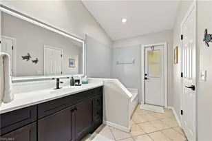 434 SE 21st Terrace, Cape Coral, FL 33990 - Photo 17