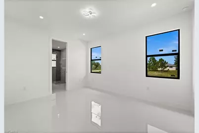 925 Manresa Ave S, Lehigh Acres, FL 33974 - Photo 21