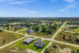 925 Manresa Ave S, Lehigh Acres, FL 33974 - Photo 39