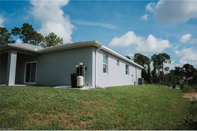 4609 27th St SW, Lehigh Acres, FL 33973 - Photo 15