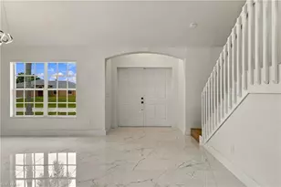 928 SE 5th Ct, Cape Coral, FL 33990 - Photo 3