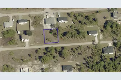 1113 Corry St E, Lehigh Acres, FL 33974 - Photo 3