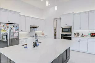 1806 SW 39th Terrace, Cape Coral, FL 33914 - Photo 17