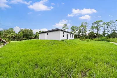 3209 74th St W, Lehigh Acres, FL 33971 - Photo 17