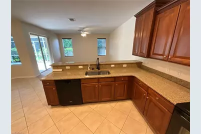 12470 Rock Ridge Ln, Fort Myers, FL 33913 - Photo 3