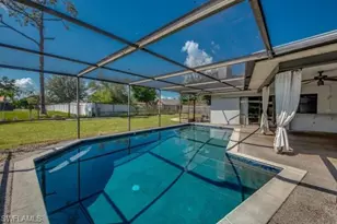 5809 Cordwood Ln, Fort Myers, FL 33919 - Photo 9
