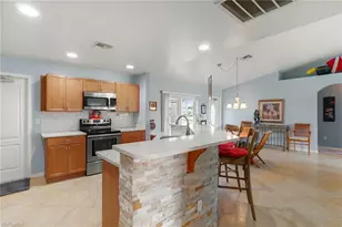 2837 NW 27th Pl, Cape Coral, FL 33993 - Photo 11