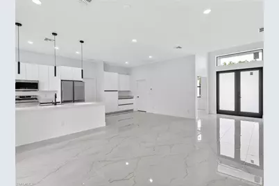 792 Bell Blvd S, Lehigh Acres, FL 33974 - Photo 11