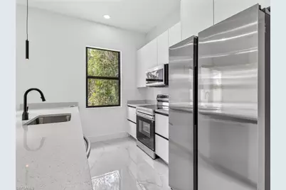 792 Bell Blvd S, Lehigh Acres, FL 33974 - Photo 7