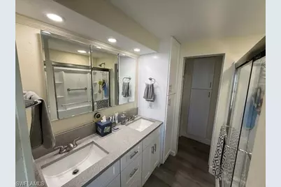 360 Shoreland Dr, Fort Myers, FL 33905 - Photo 23