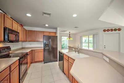 900 Angelo Ave, Lehigh Acres, FL 33971 - Photo 11