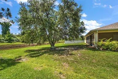 900 Angelo Ave, Lehigh Acres, FL 33971 - Photo 33