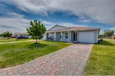 18255 Gibraltar Ln, Lehigh Acres, FL 33936 - Photo 3