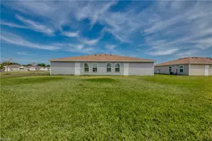 18255 Gibraltar Ln, Lehigh Acres, FL 33936 - Photo 25