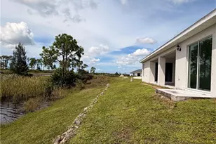 3006 NW 9th Ct, Cape Coral, FL 33993 - Photo 15