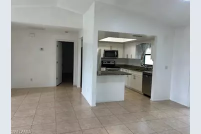1030 SE 5th Ave, Cape Coral, FL 33990 - Photo 5