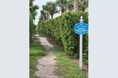232 Robinwood Cir, Sanibel, FL 33957 - Photo 3