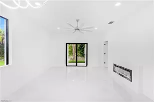 868 Carbon St E, Lehigh Acres, FL 33974 - Photo 25
